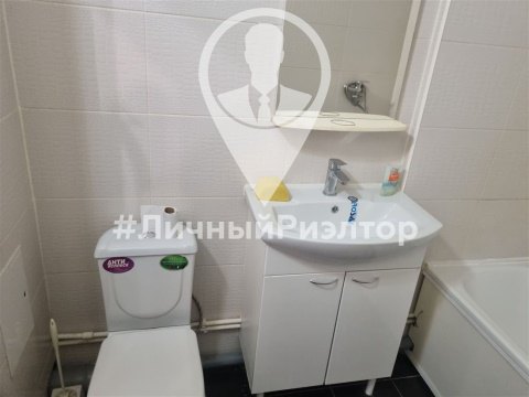 1-к квартира, 24/25 эт., 42м²