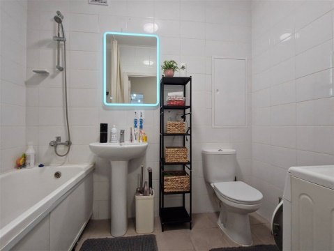 3-к квартира, 11/19 эт., 77м²