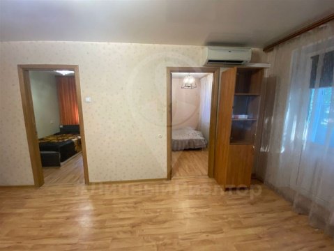 4-к квартира, 5/5 эт., 60м²
