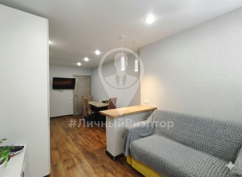 1-к квартира, 2/18 эт., 52м²