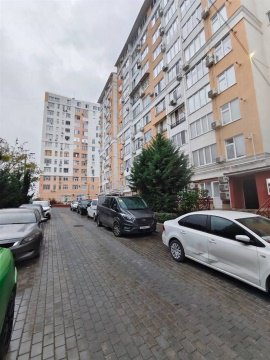 2-к квартира, 2/10 эт., 74м²