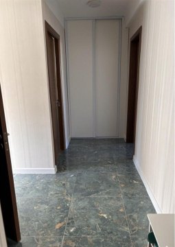 2-к квартира, 9/9 эт., 50м²